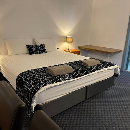 Castle Motel Bairnsdale Zewnętrze zdjęcie