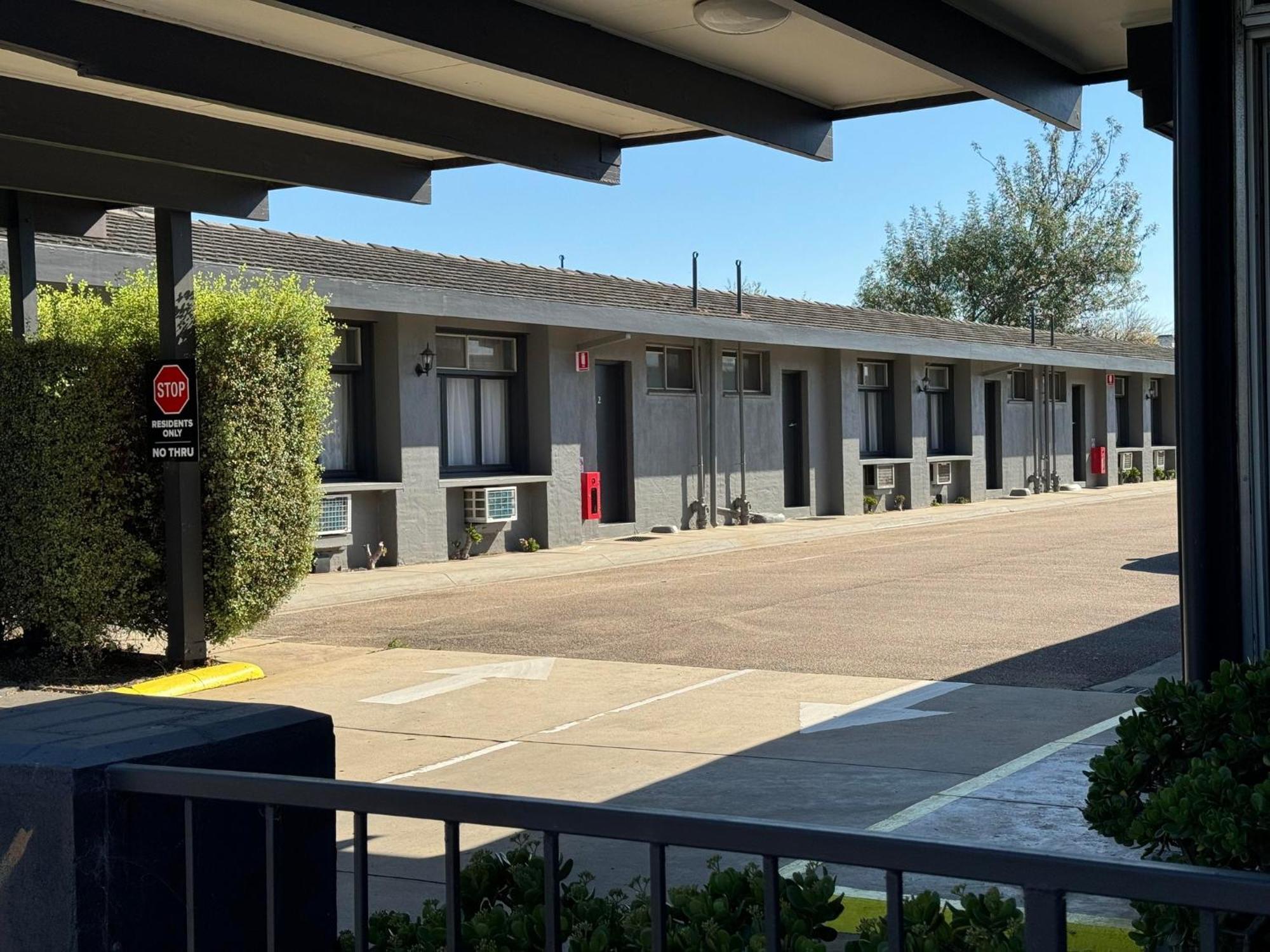 Castle Motel Bairnsdale Zewnętrze zdjęcie